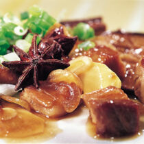 Geschmortes Anisschwein