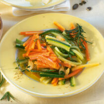 Zucchini und Möhren