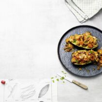 Gefüllte Aubergine mit Möhren Gefüllte Aubergine mit Möhren