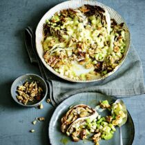 Zimtwürziges Gemüse mit Raclette und Walnüssen Zimtwürziges Gemüse mit Raclette und Walnüssen