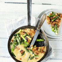 Spargel-Frittata mit Süßkartoffeln