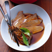 Kalbstafelspitz mit Himbeeressig und Lorbeer