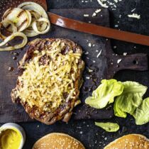 Rib-Eye-Steak im 
Brötchen