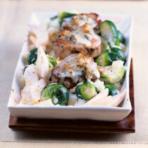 Fruchtiger Rosenkohl-Sellerie-Auflauf mit Filet Fruchtiger Rosenkohl-Sellerie-Auflauf mit Filet