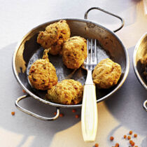 Rote-Linsen-Bällchen