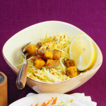 Spitzkohlsalat mit Curry-Mango Spitzkohlsalat mit Curry-Mango