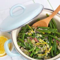 Grüne Bohnen mit Zitrone und Sardellen Grüne Bohnen mit Zitrone und Sardellen