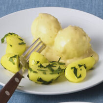 Senfeier zu Petersilienkartoffeln Senfeier zu Petersilienkartoffeln