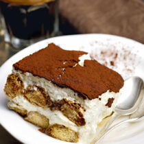 Tiramisu mit Amaretto Tiramisu mit Amaretto