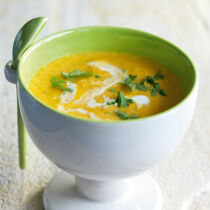 Möhrencremesuppe mit Curry