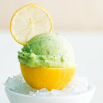 Zitronen-Basilikum-Sorbet