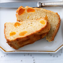 Aprikosen-Mandel-Brot