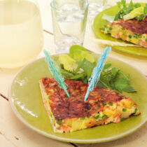 Kartoffel-Erbsen-Tortilla mit Lachs