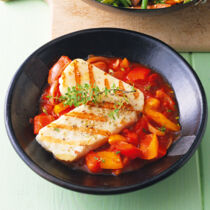 Halloumi mit Peperonata Halloumi mit Peperonata