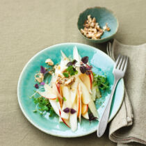 Schwarzwurzel-Apfel-Salat mit Quitten-Muskatnuss-Vinaigrette