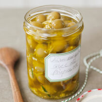 Zitrus-Ingwer-Oliven