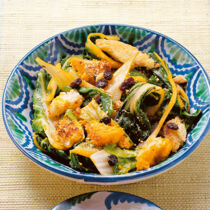 Mangold mit Rosinen und Mandeln Mangold mit Rosinen und Mandeln