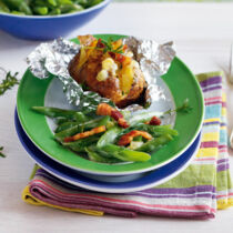 Ofenkartoffeln mit Speck-Bohnen Ofenkartoffeln mit Speck-Bohnen