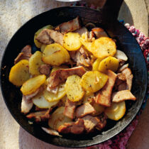Tiroler Gröstl mit grünem Salat
