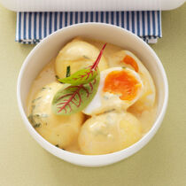 Senfeier mit Petersilie