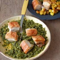 Grünkohl mit knusprigem Schweinebauch