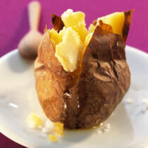 Ofenkartoffeln mit Butter Ofenkartoffeln mit Butter