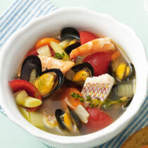 Fischsuppe mit Aioli-Dip Fischsuppe mit Aioli-Dip