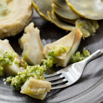 Artischocken mit Salsa verde Artischocken mit Salsa verde