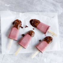 Kirscheis mit Schokolade Kirscheis mit Schokolade