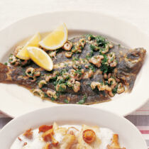 Gebratene Schollen mit Krabben Gebratene Schollen mit Krabben