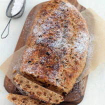 Orangenstollen mit Vollkorn