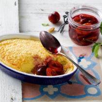 Grießauflauf mit Zwetschgen Grießauflauf mit Zwetschgen