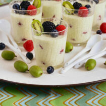 ZITRONEN-KRÄUTER-MOUSSE