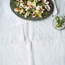 Asiatischer roher Champignonsalat