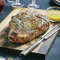 Hochrippe mit Schalottenbutter Hochrippe mit Schalottenbutter