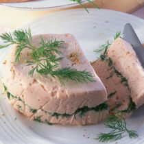 Lachsterrine mit Frischkäse