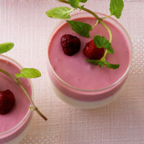 Vanille-Himbeer-Joghurtmousse Vanille-Himbeer-Joghurtmousse