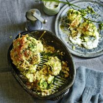 Gebackener Blumenkohl mit Panko-Pecorino-Kruste