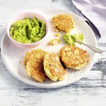 Maisfritter mit Erbsen-Guacamole