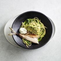 Spinat-Spaghetti mit Makrele Spinat-Spaghetti mit Makrele