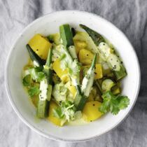 Kartoffel-Okra-Currymit Joghurt Kartoffel-Okra-Currymit Joghurt