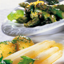 Spargel, weiß und grün Spargel, weiß und grün