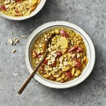 Linsen-Kokos-Curry 
mit Quinoa