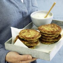 Hirsebratlinge mit Pastinaken und Möhren Hirsebratlinge mit Pastinaken und Möhren