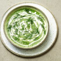 Kalte Gurkensuppe mit Apfelsaft Kalte Gurkensuppe mit Apfelsaft