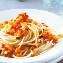 Nudeln mit Gemüseragout