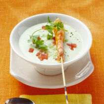 Kalte Avocado-Kokoscremesuppe