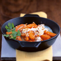 Hummus-Auflauf mit Möhren Hummus-Auflauf mit Möhren