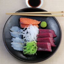 Sashimi mit rohem Fisch