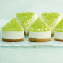 Torte von Crème fraîche und grünem Apfel Torte von Crème fraîche und grünem Apfel